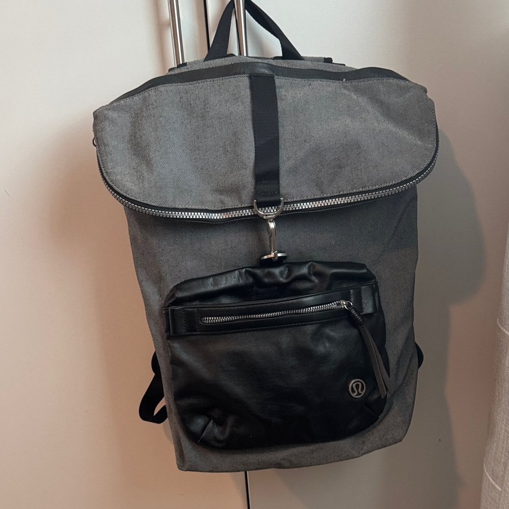 Lululemon kick in’ it backpack